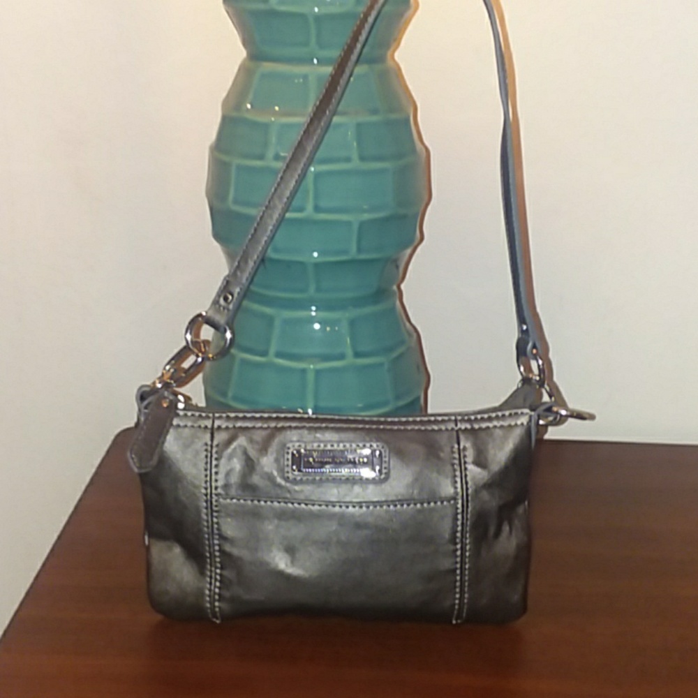 Tommy Hilfiger wristlet